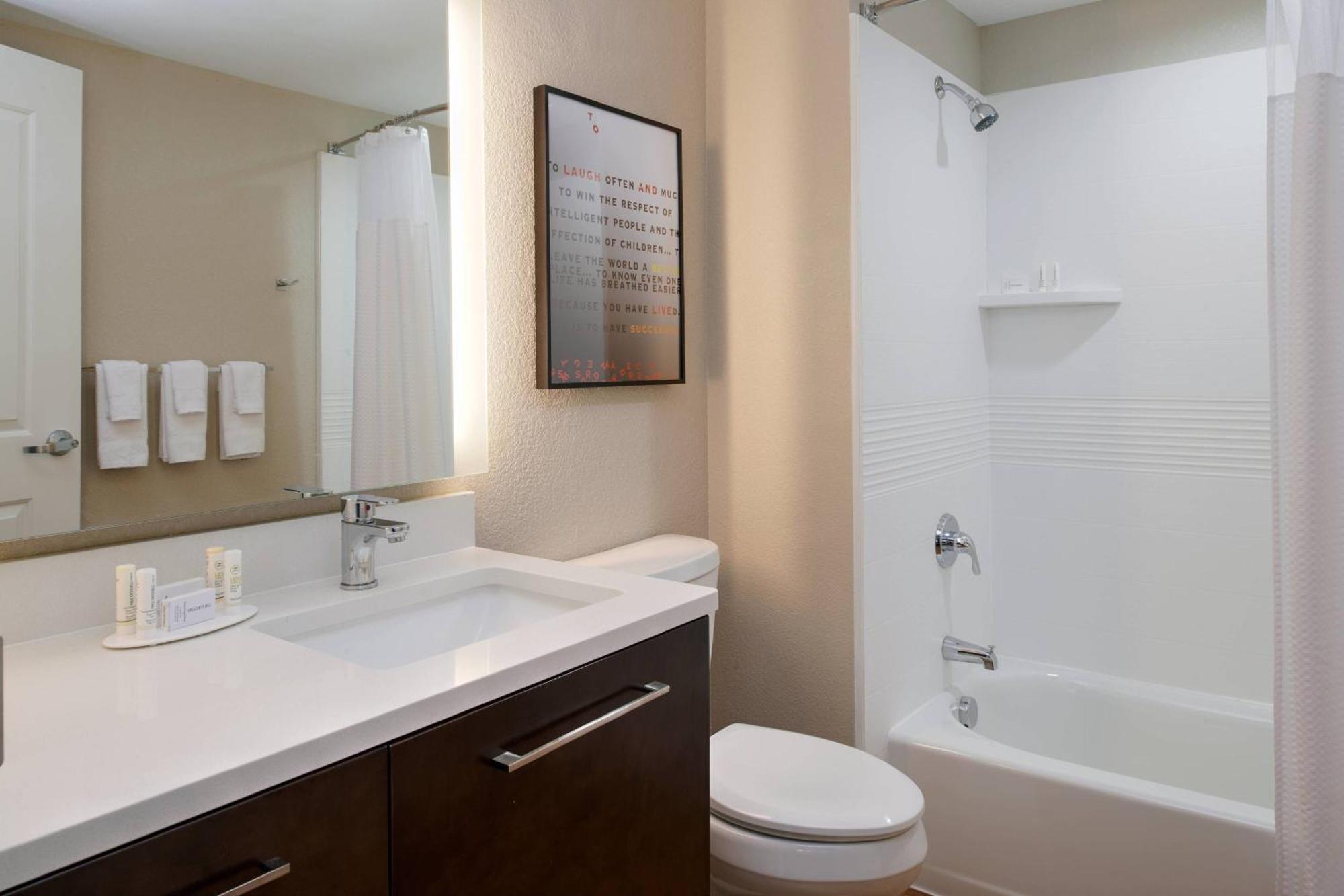 Towneplace Suites By Marriott Richmond Eksteriør billede